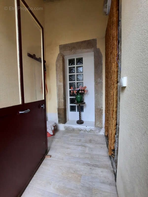 Maison à LAPANOUSE-DE-CERNON