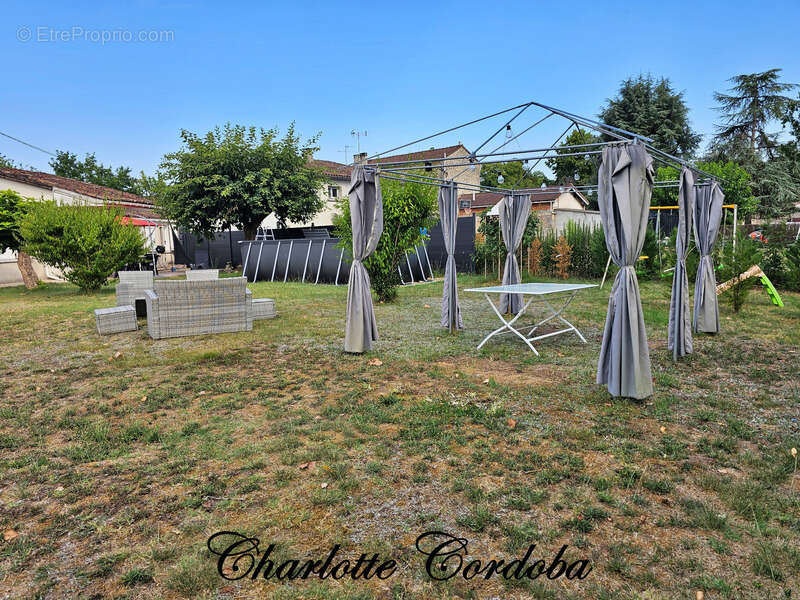 Maison de plain-pied 3 pièces rénovée avec jardin de 610 m² et double garage – Le calme à deux pas des commodités ! - photo 21