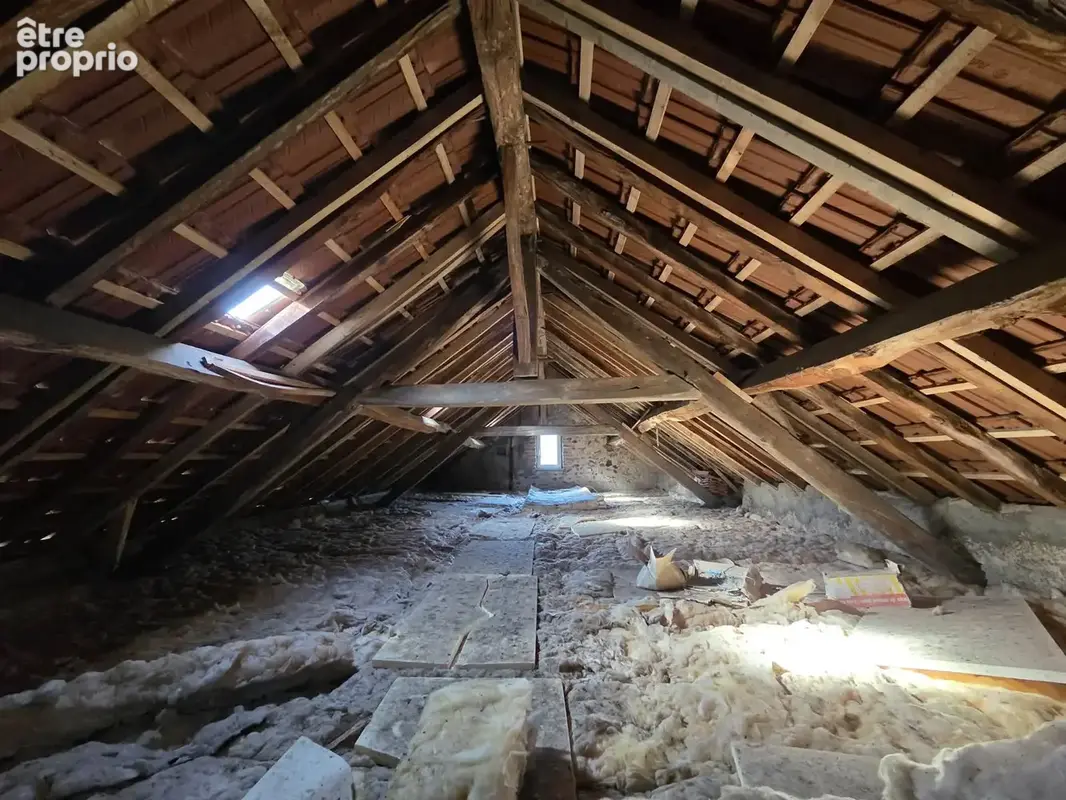 Maison de bourg d’environ 145 m2   Arfeuilles (03120) - photo 16