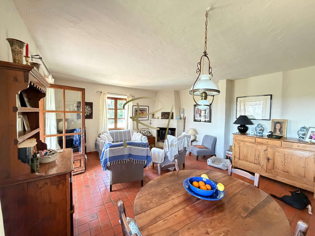 Maison à LAURAC-EN-VIVARAIS