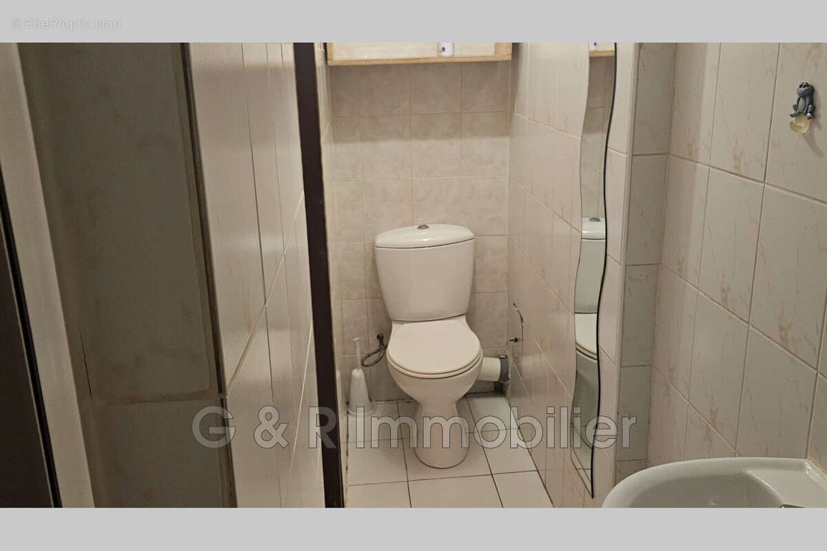 Appartement 34 m² à Cuges-Les-Pins  - photo 4