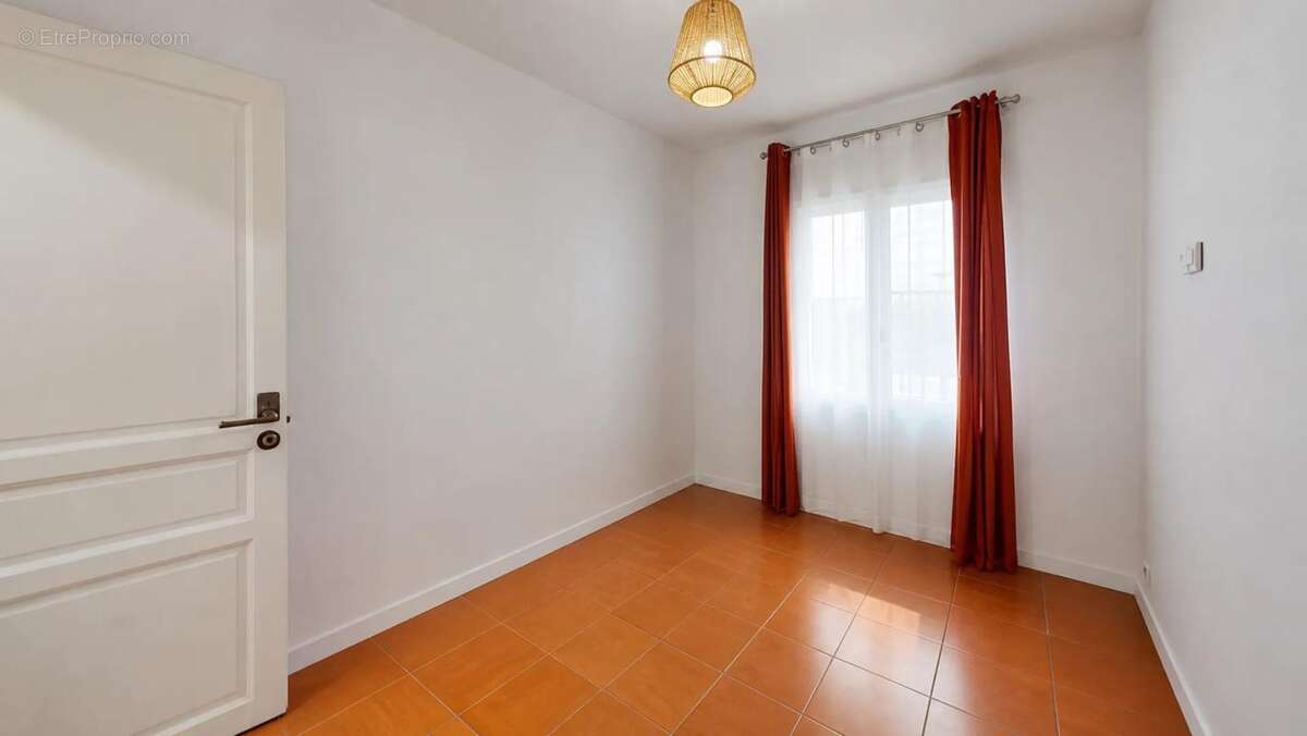 Maison contemporaine à Saint-Cirice, 6 pièces, piscine - photo 9