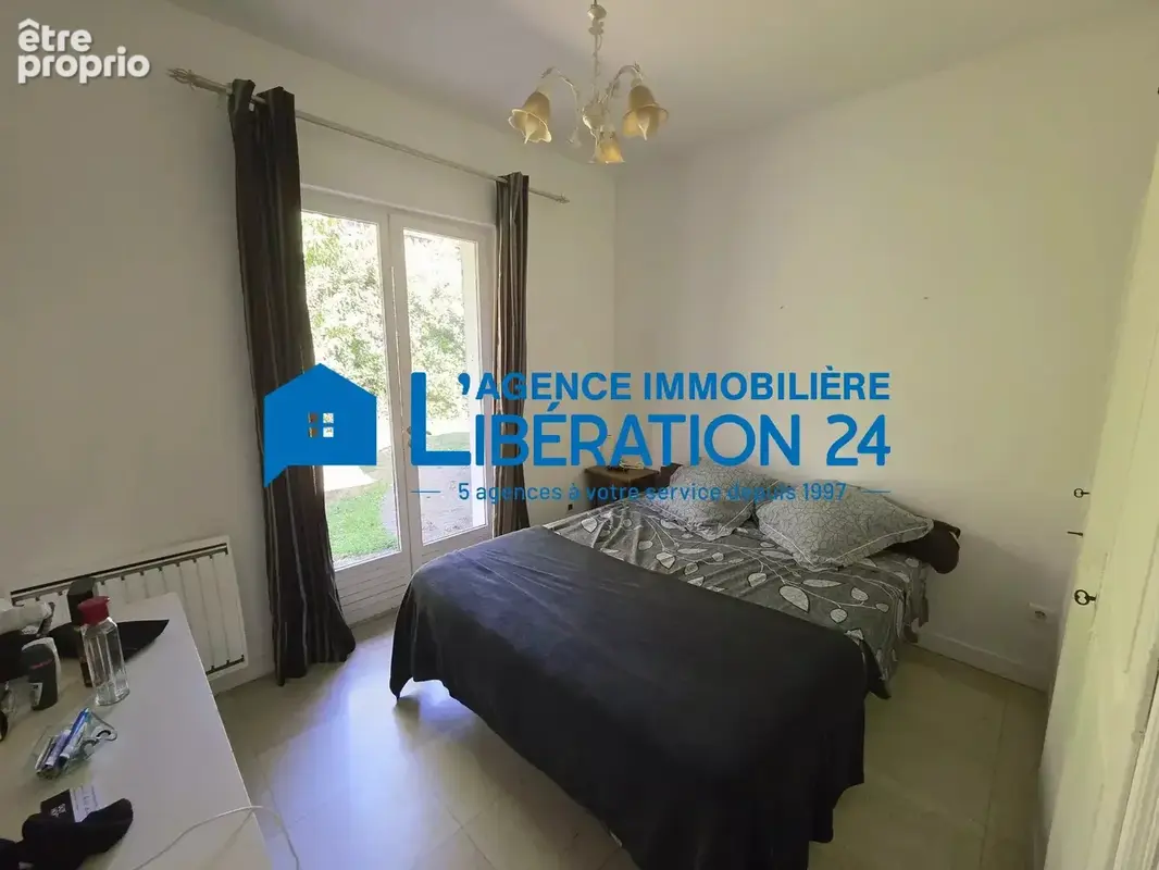 MAISON de 213m² de plain pied piscine sur 2600m² - photo 10