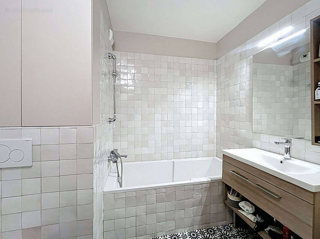 Appartement à SURESNES