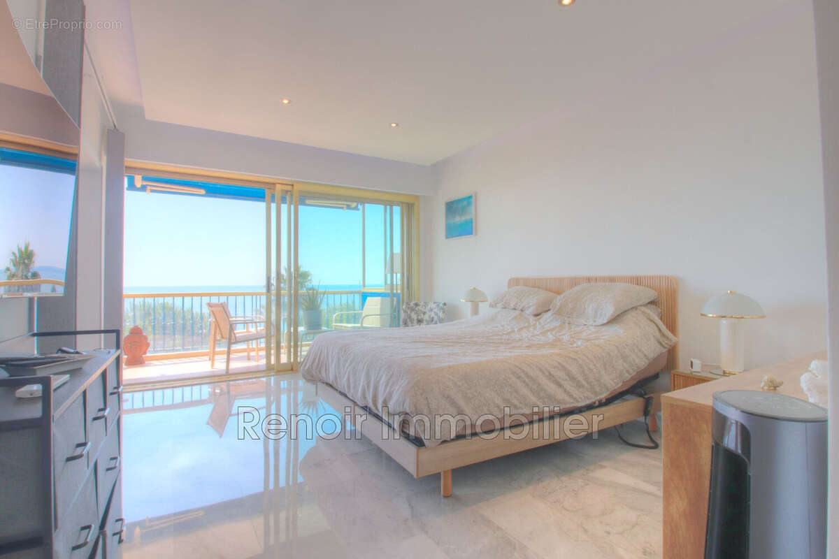 Appartement à CAGNES-SUR-MER