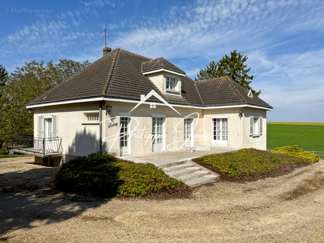 Maison à PERCENEIGE