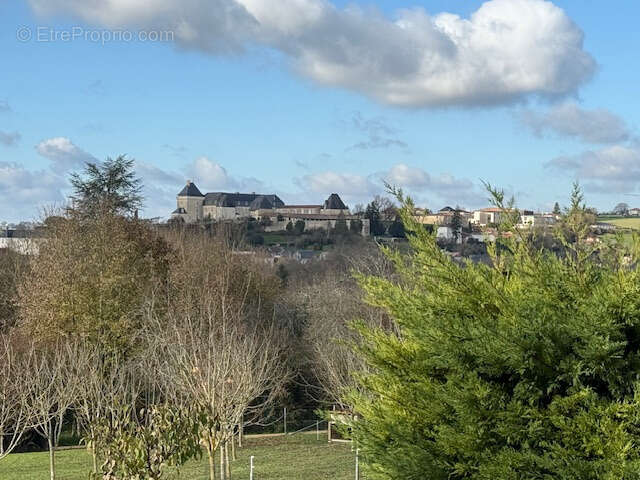 Maison à CHALAIS