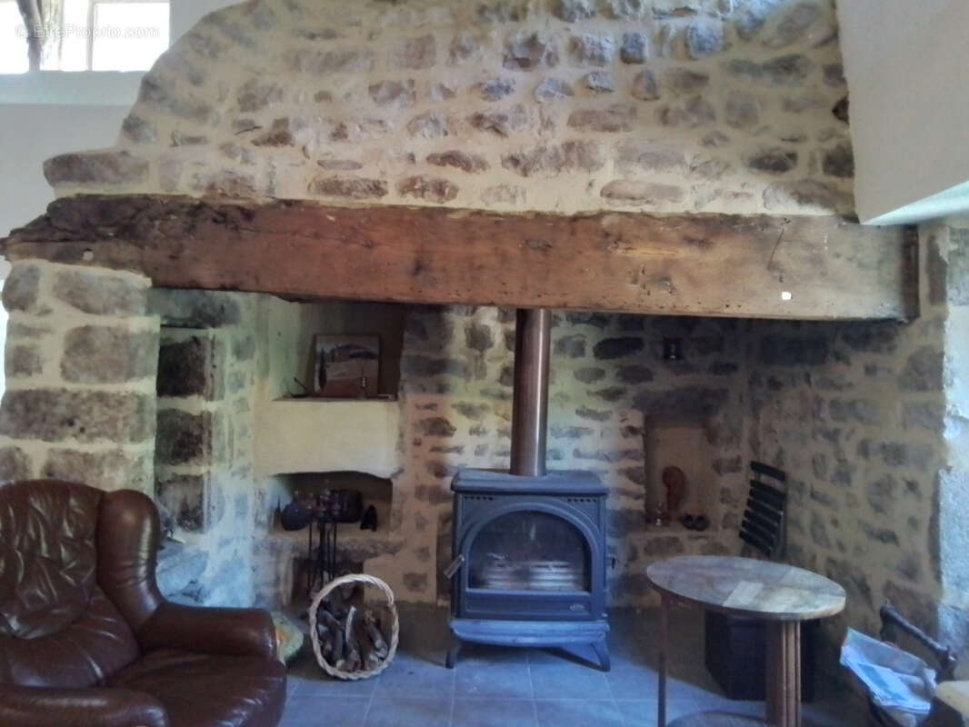 Maison à ANTRAIGUES-SUR-VOLANE