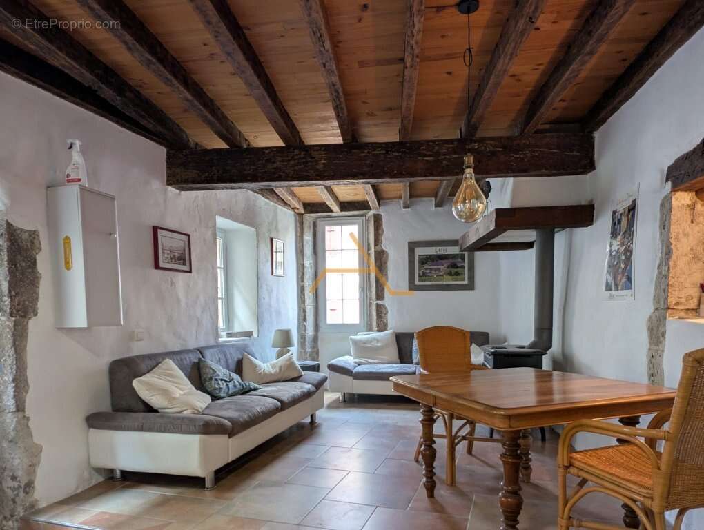 Maison à DIEULEFIT