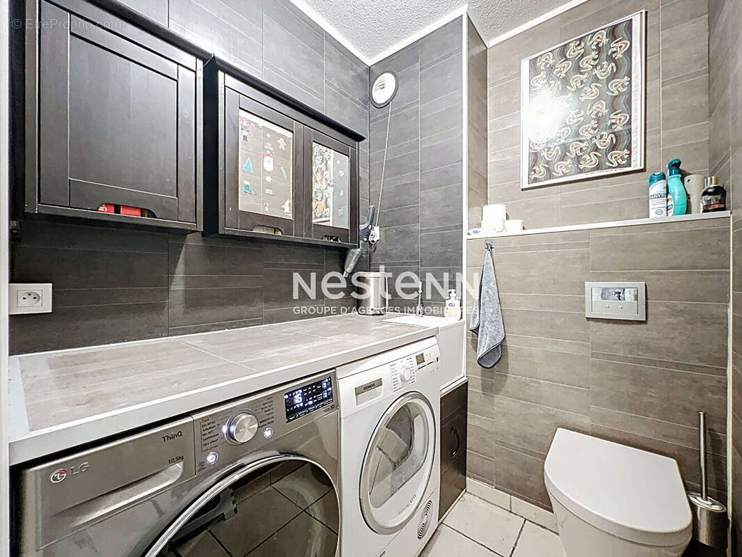 Appartement à VALLAURIS