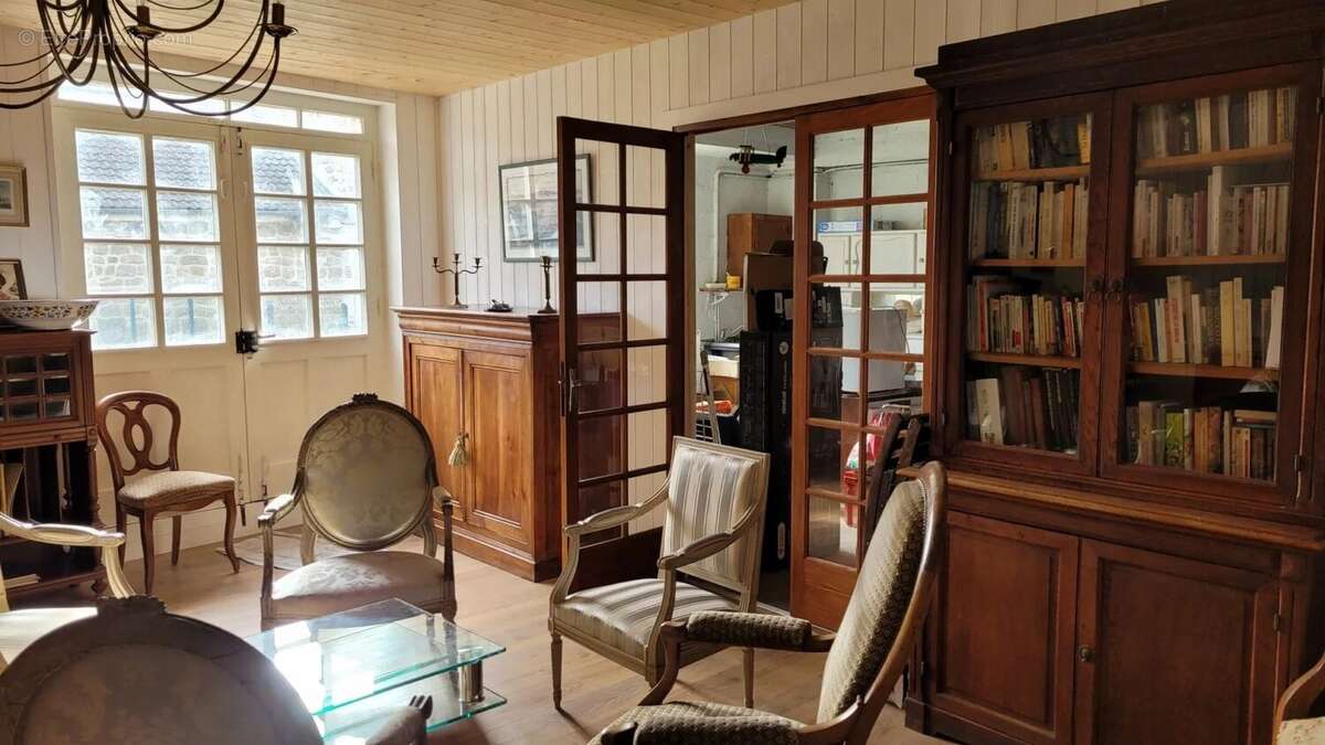 Maison à LE CHAMBON-SUR-LIGNON