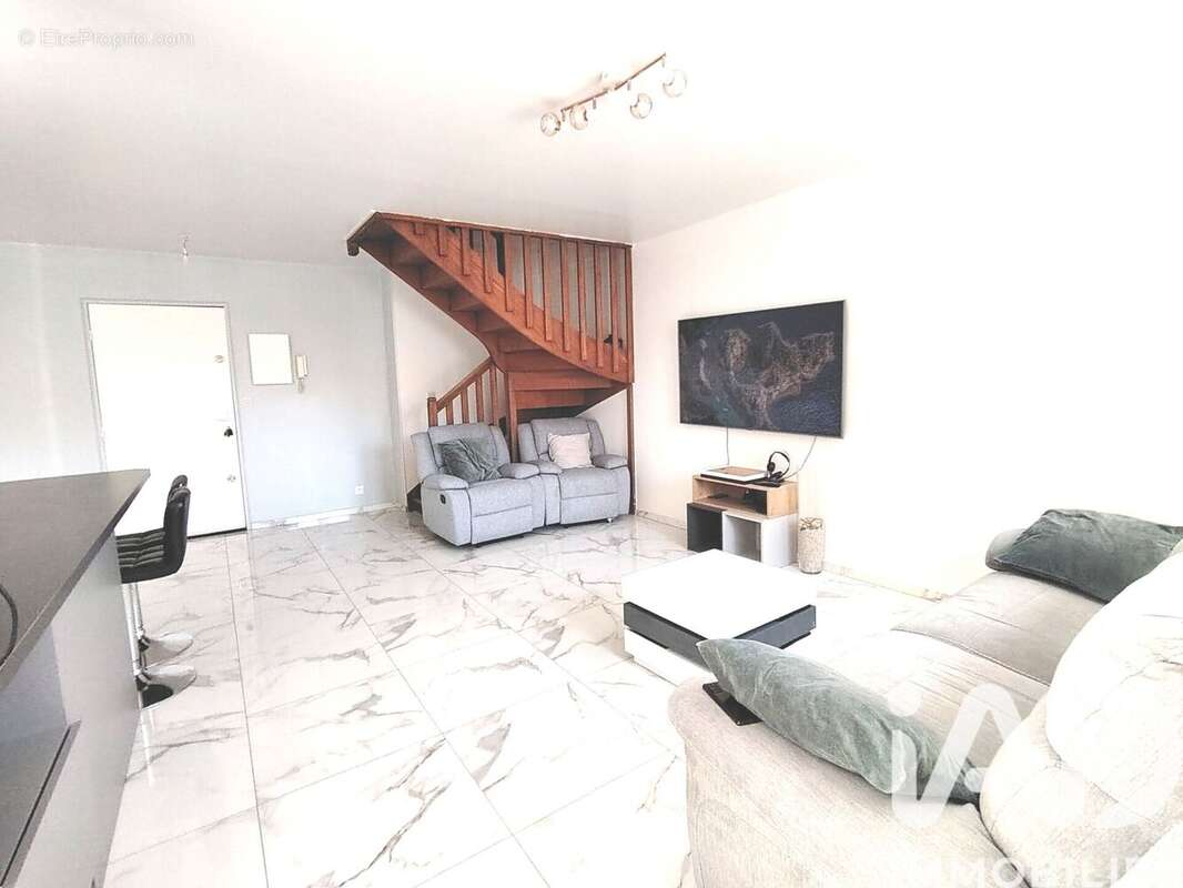 Photo 3 - Appartement à LES ULIS