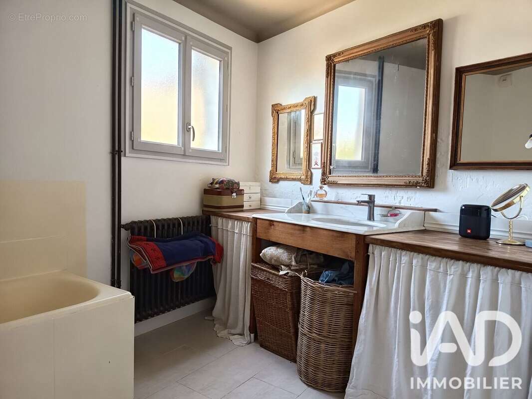 Maison 127 m² à Sainte-Florence  - photo 5