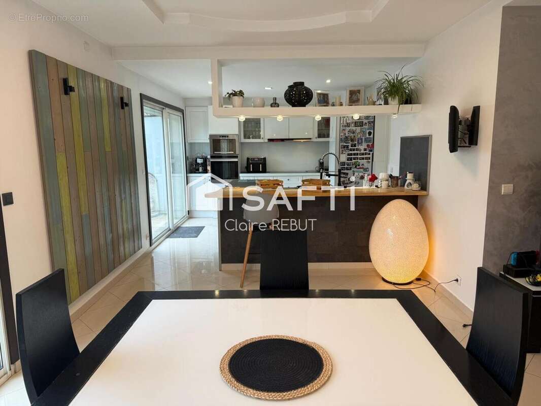 Photo 6 - Maison à VAUJOURS