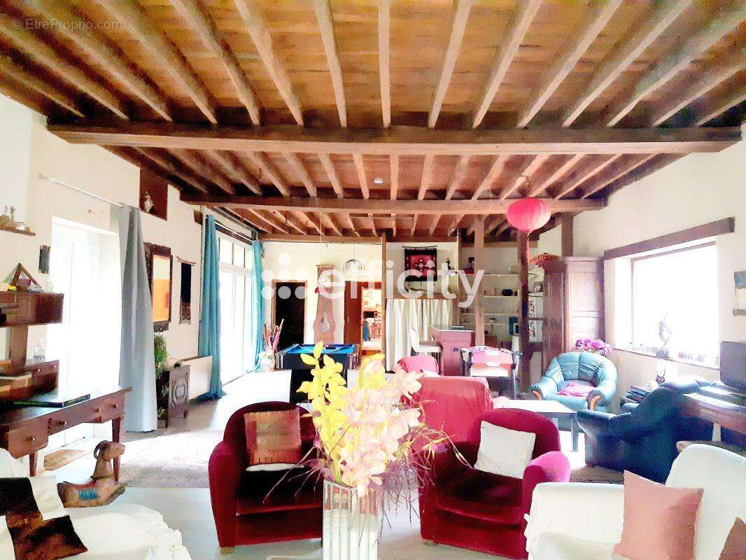 Maison à SAINT-DENIS-D'AUTHOU