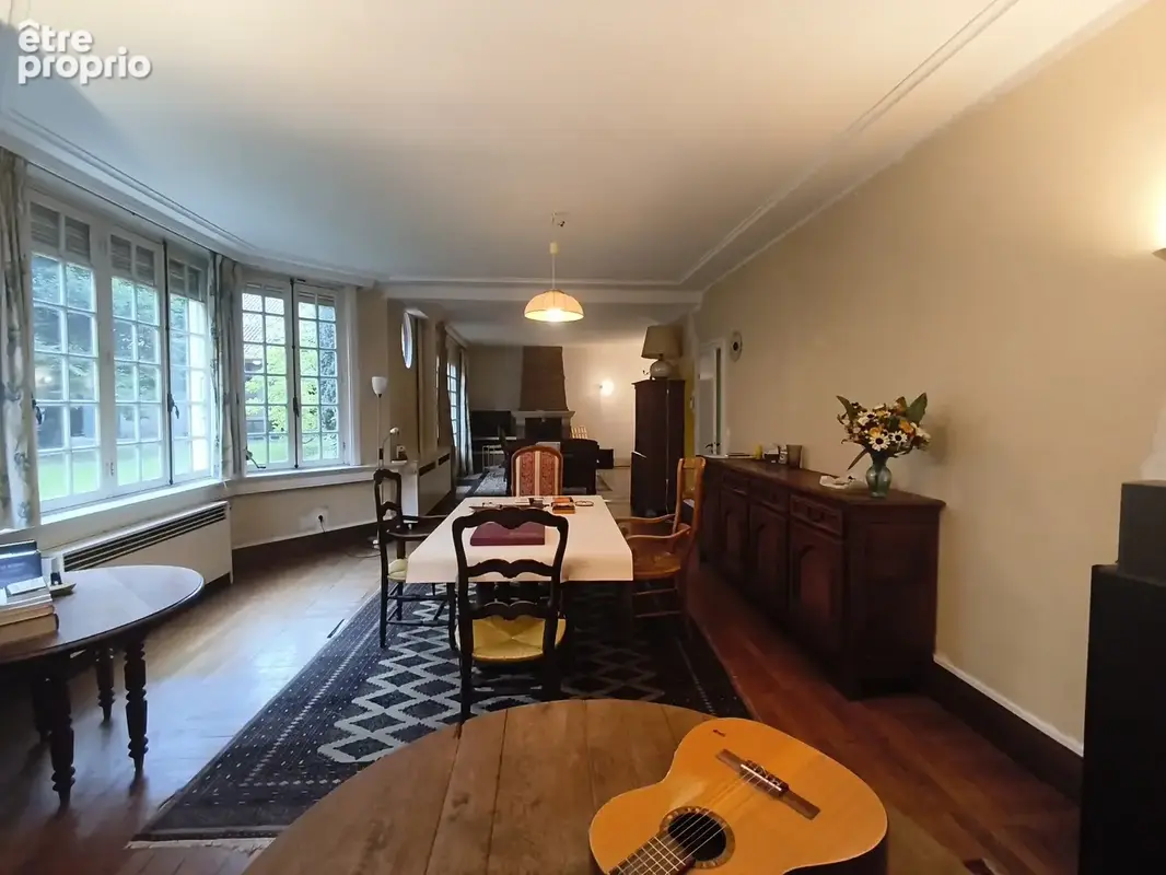 Propriété - 250 m2 habitable et dépendances - photo 3
