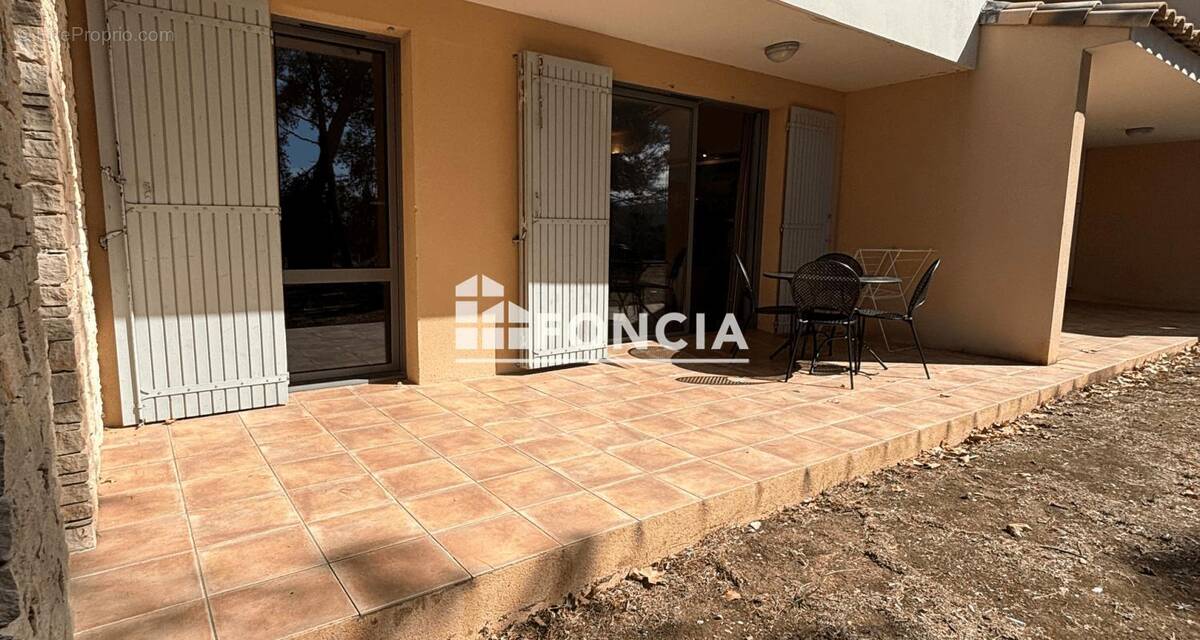 Appartement à SAUMANE-DE-VAUCLUSE