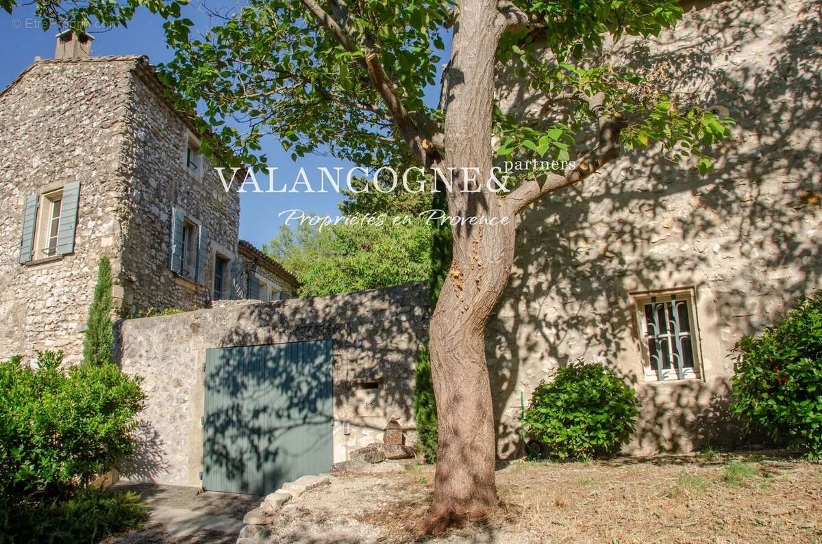 Charmante maison de village en pierre à Eygalières - photo 5