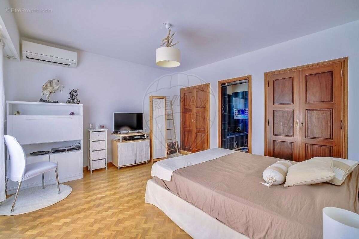 Maison à CAGNES-SUR-MER