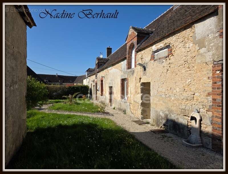 Maison à FERRIERES-EN-GATINAIS