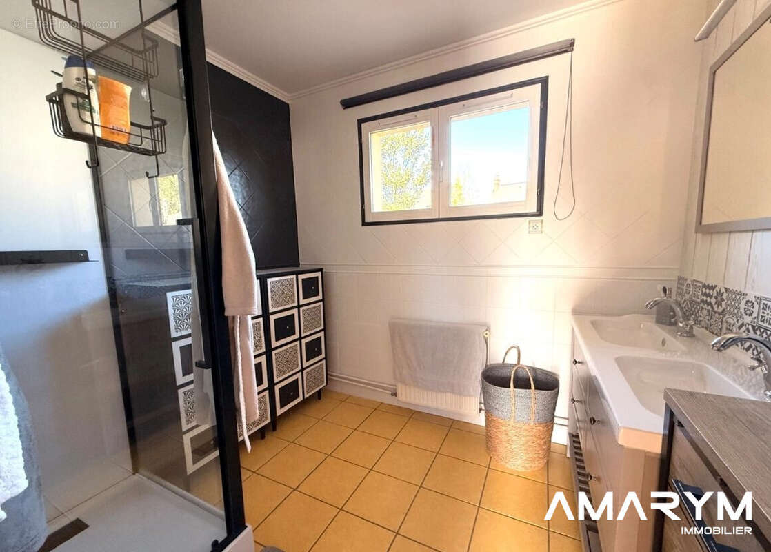 Maison à ARQUES-LA-BATAILLE