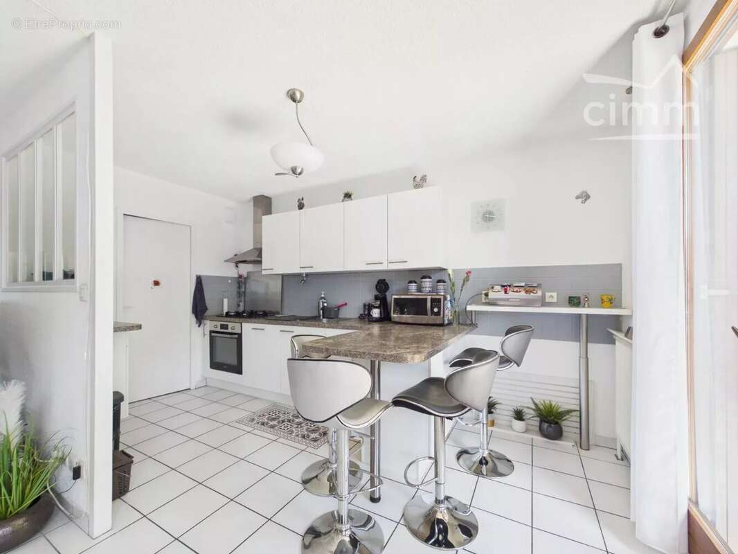 Appartement à GIERES