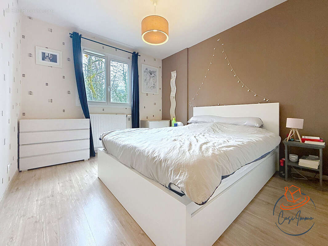 Appartement à SERGY