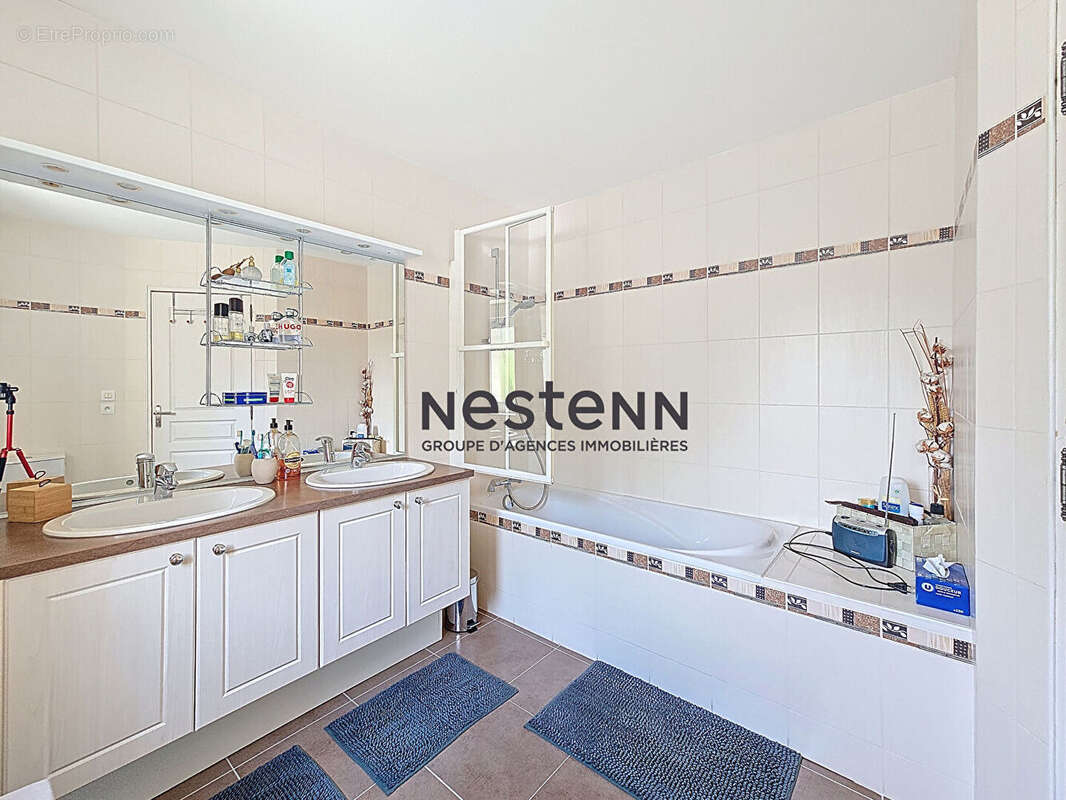 Appartement à SAINT-AUBIN-D'ARQUENAY