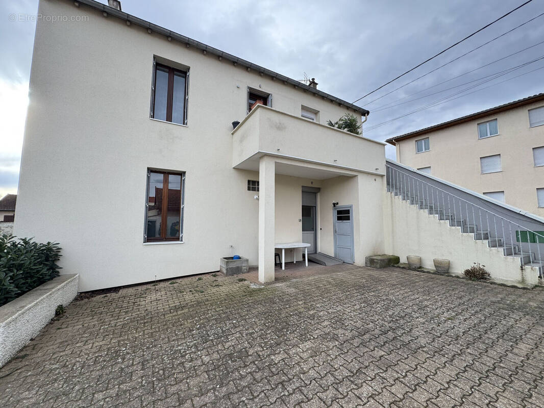 Photo 1 - Appartement à LE COTEAU