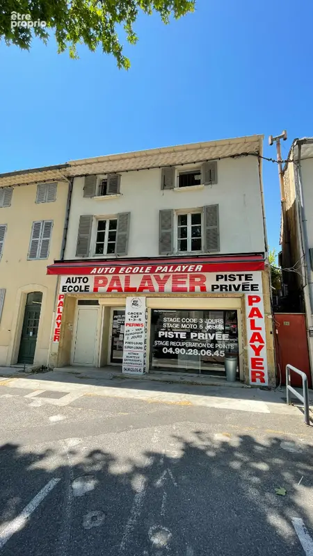 Immeuble de rapport emplacement 1 er ordre avec parkings privatifs. - photo 6
