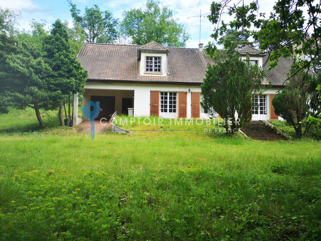 Maison à LA FERTE-ALAIS