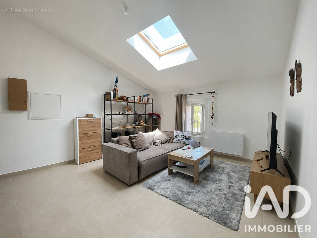 Photo 1 - Appartement à EYGUIERES