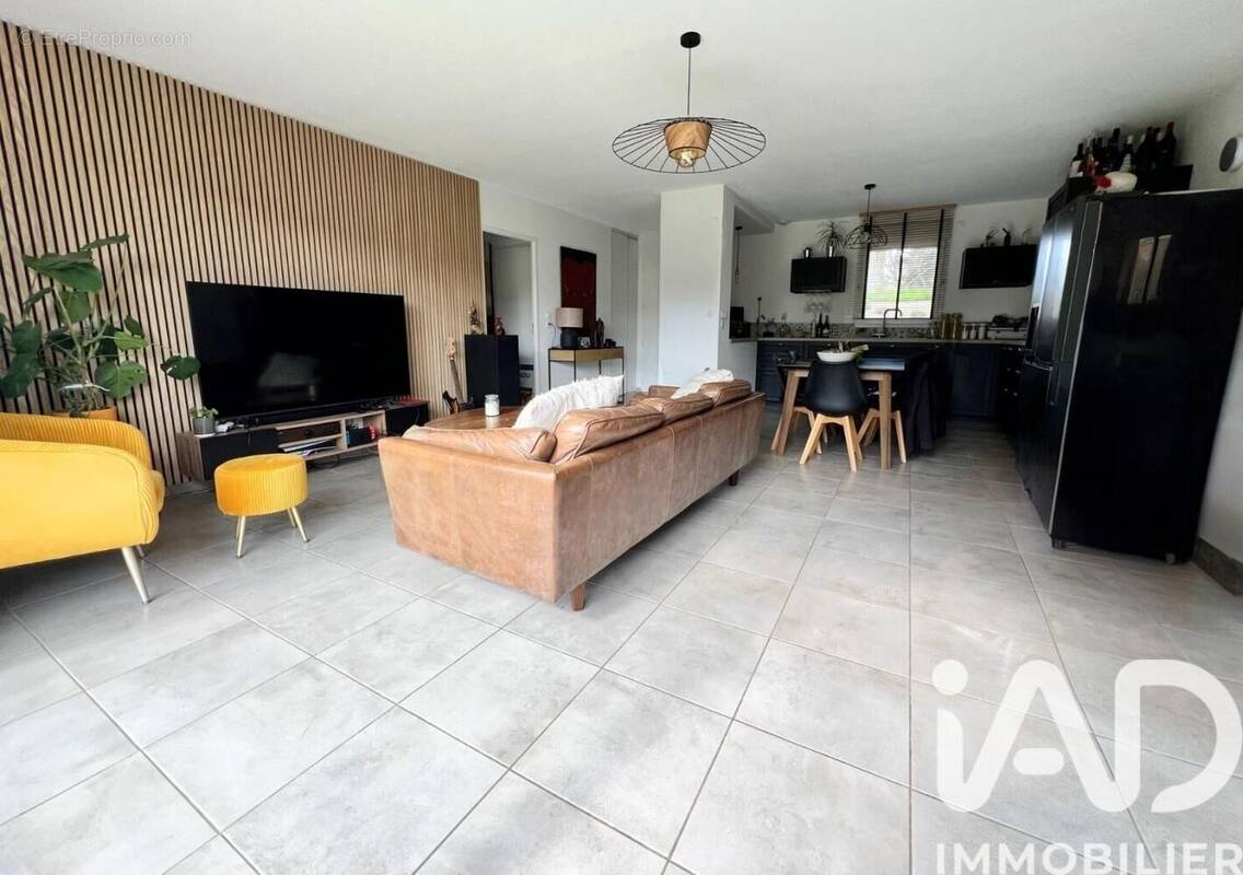 Photo 1 - Maison à VILLENOUVELLE