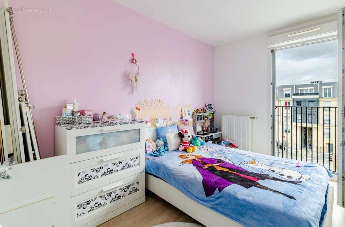 Appartement à CHENNEVIERES-SUR-MARNE