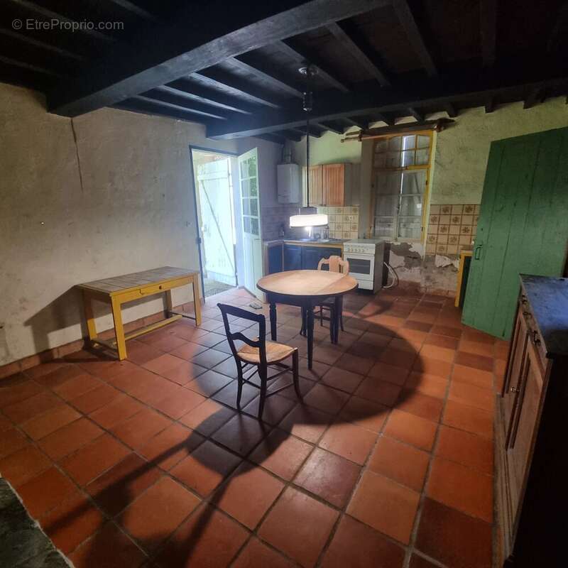 Maison à POUILLON