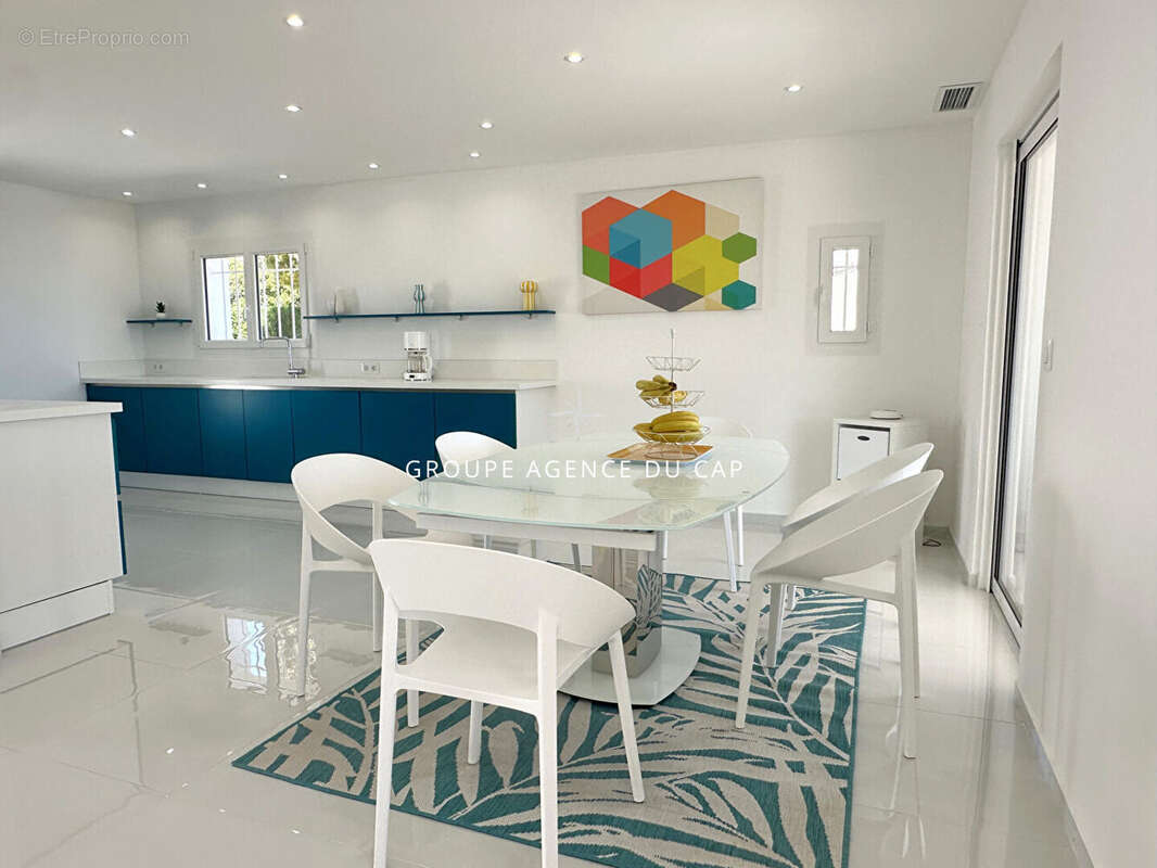 Maison à FREJUS