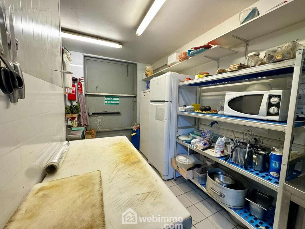 Un espace professionnel pensé pour l?efficacité et la rapidité - Commerce à FRESNOY-LE-GRAND