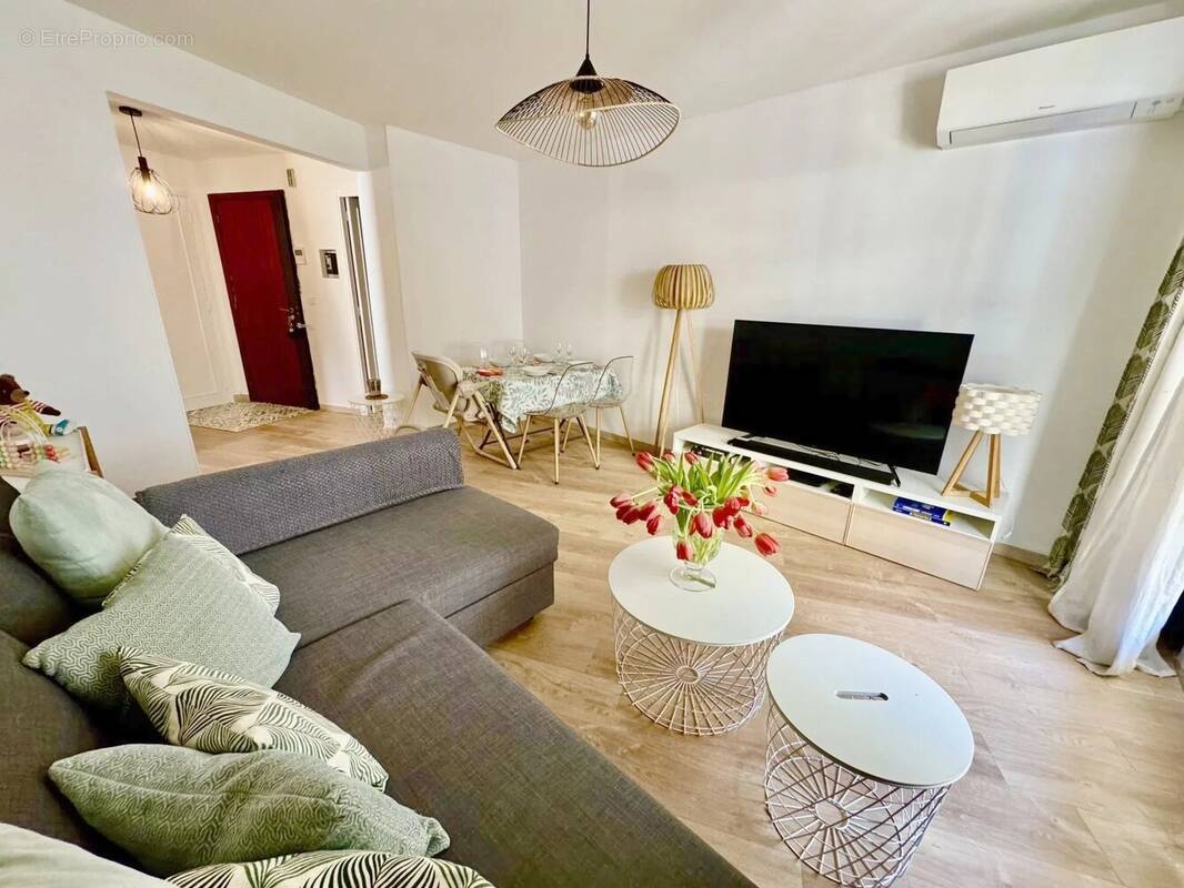 Appartement à LE CANNET