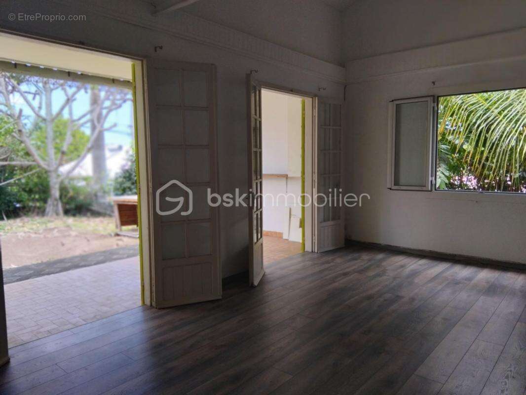 Maison à ENTRE-DEUX