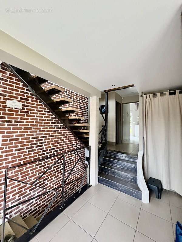 Maison à CHATEAUFORT