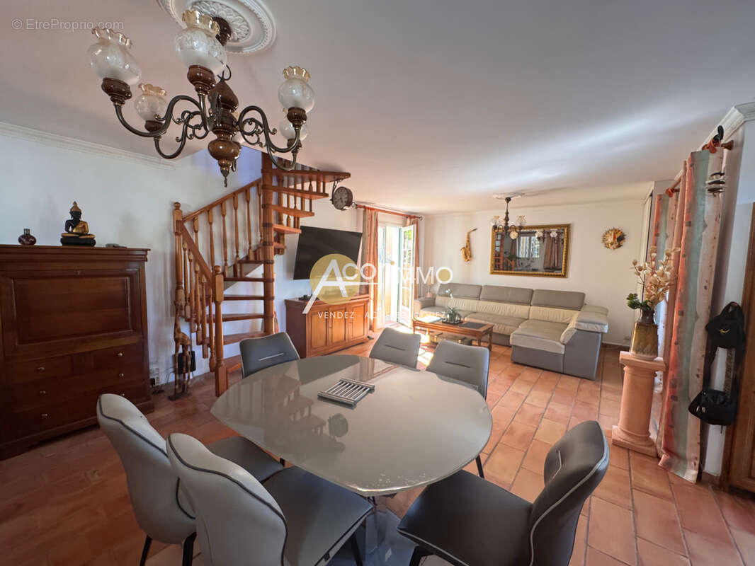 Sanary La plaine du Roy , Maison T4 88 M2 sur un terrain de 420 m2 - photo 2