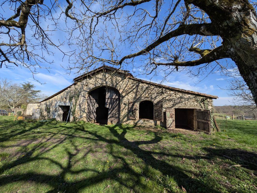 Maison à DAIGNAC
