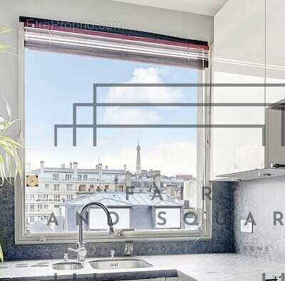 Appartement à PARIS-16E