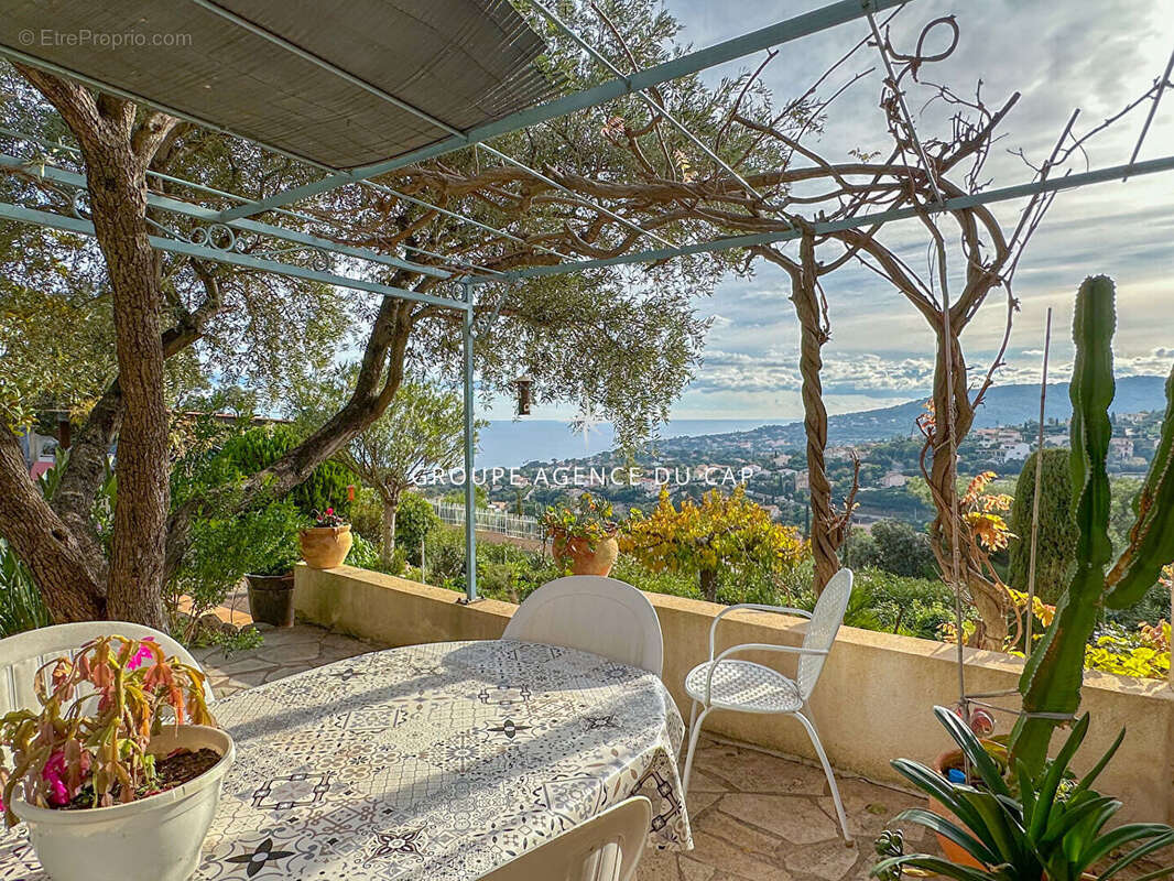 Maison à LES ISSAMBRES