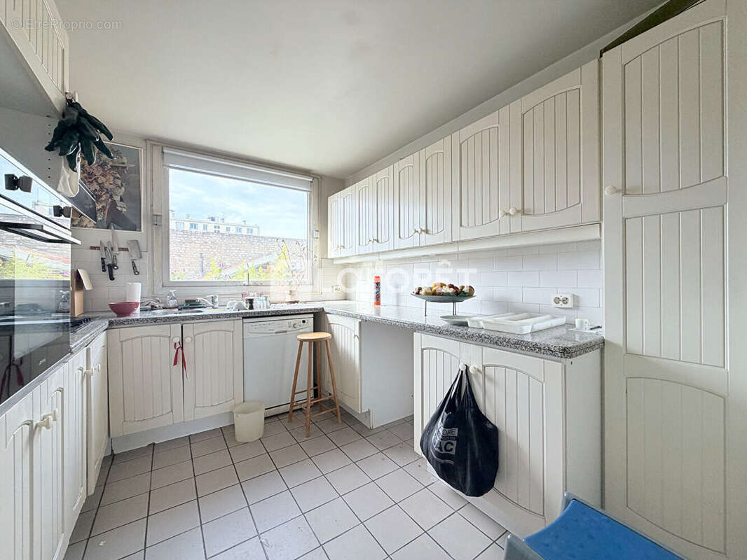 Appartement à MONTROUGE