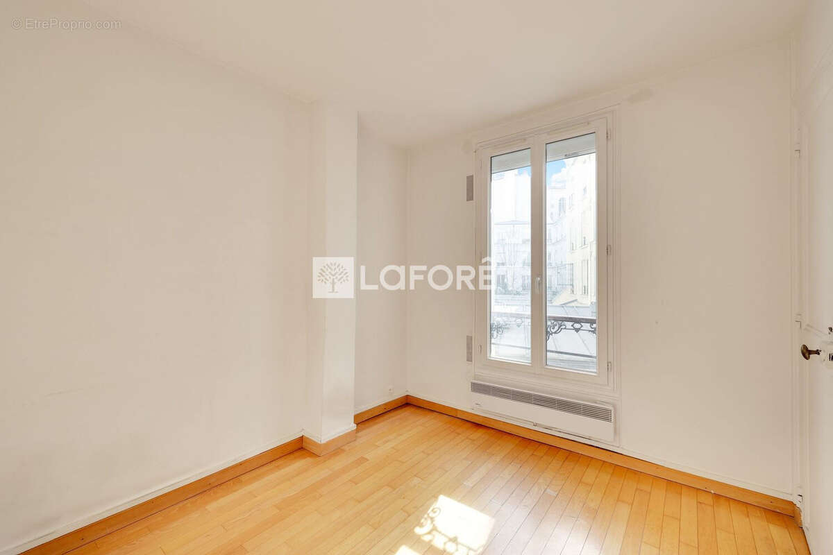 Appartement à PARIS-12E