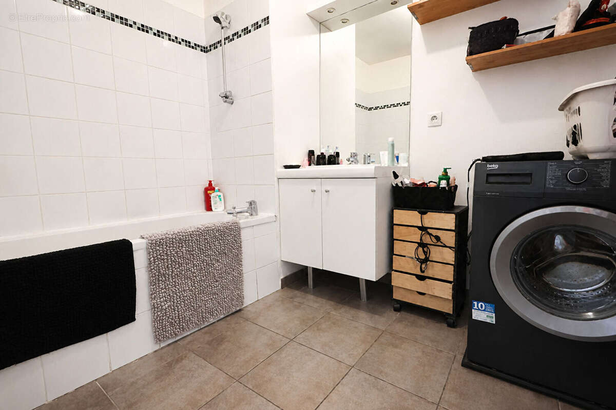 Appartement 2 pièces à vendre à Lille - - Rare sur le marché - photo 5