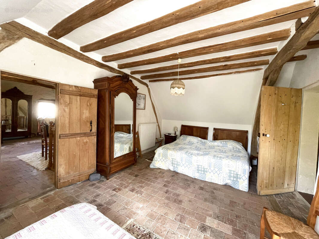 Maison à VILLEDIEU-LE-CHATEAU