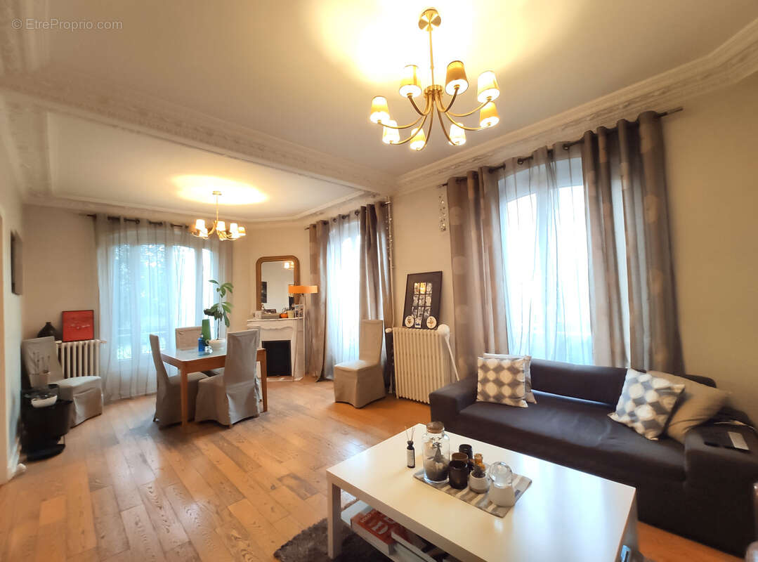 Maison à VITRY-SUR-SEINE