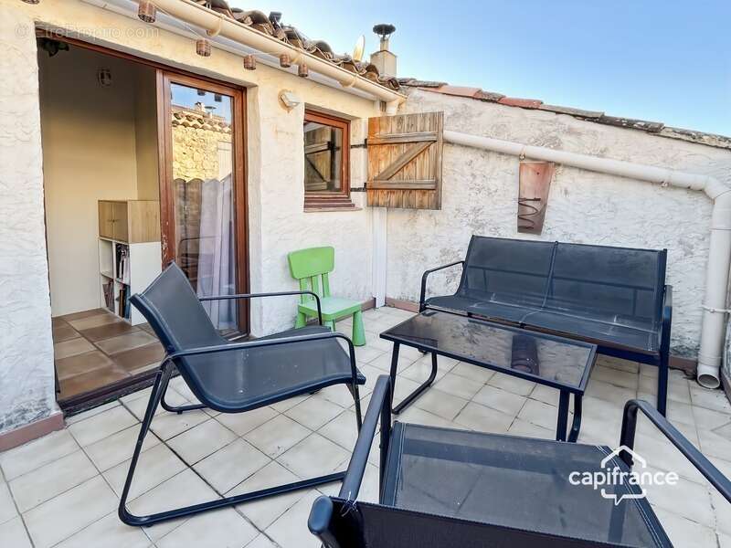 Maison à BAGNOLS-EN-FORET